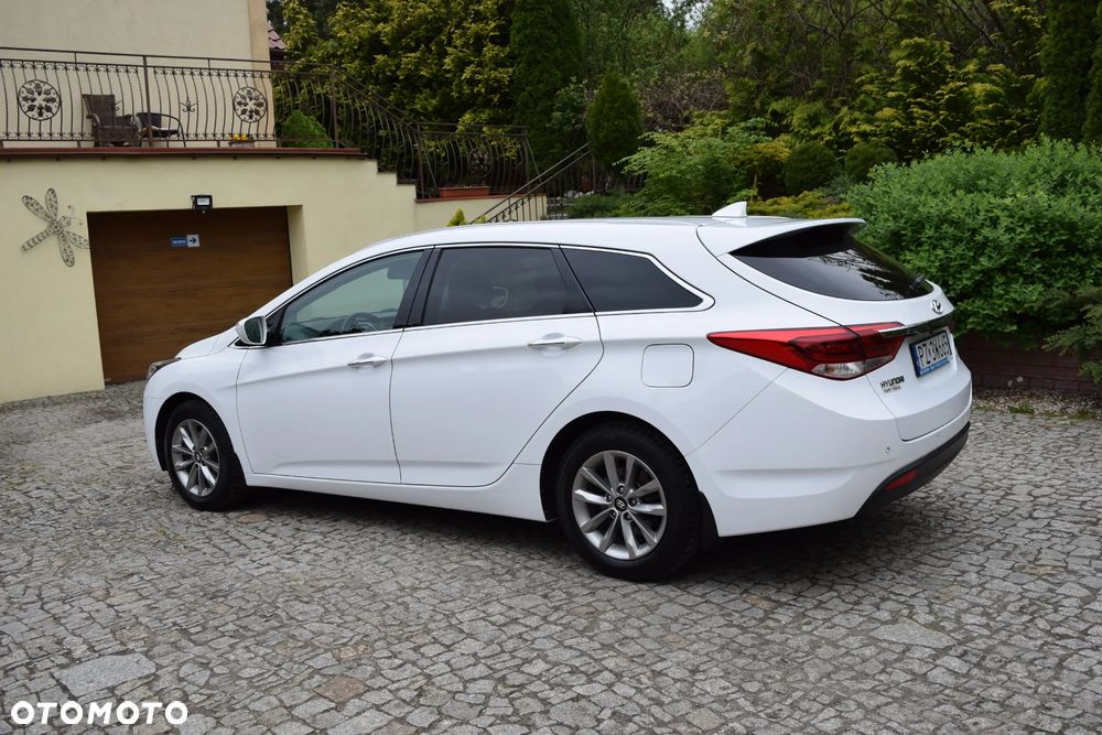 Hyundai i40 1.7 CRDi BlueDrive Premium DCT - 4