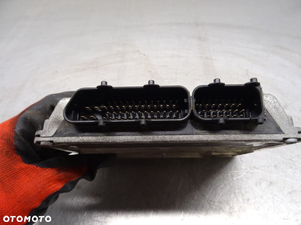 AUDI A3 8L HB 3D 96-00 STEROWNIK KOMPUTER SILNIKA 06A906019E - 5