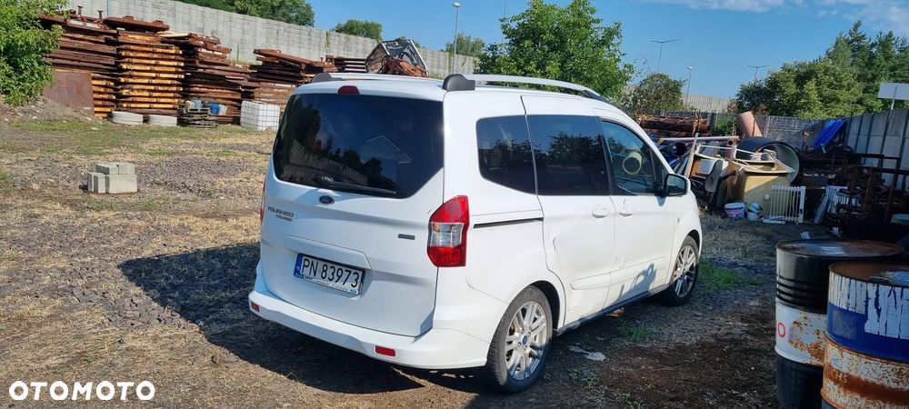 Ford Tourneo Courier - 3