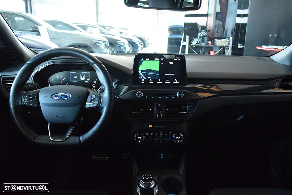 Ford Focus SW 1.5 TDCi EcoBlue ST.Aut. - 38