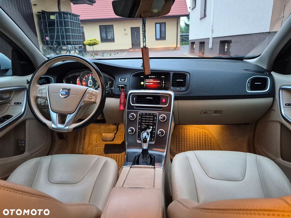 Volvo S60 T5 Powershift - 10
