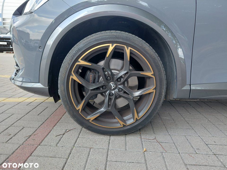 Cupra Formentor - 13
