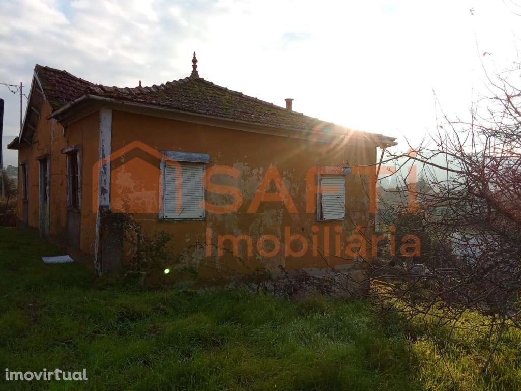 Casa antiga com estilo próprio - Grande imagem: 3/6