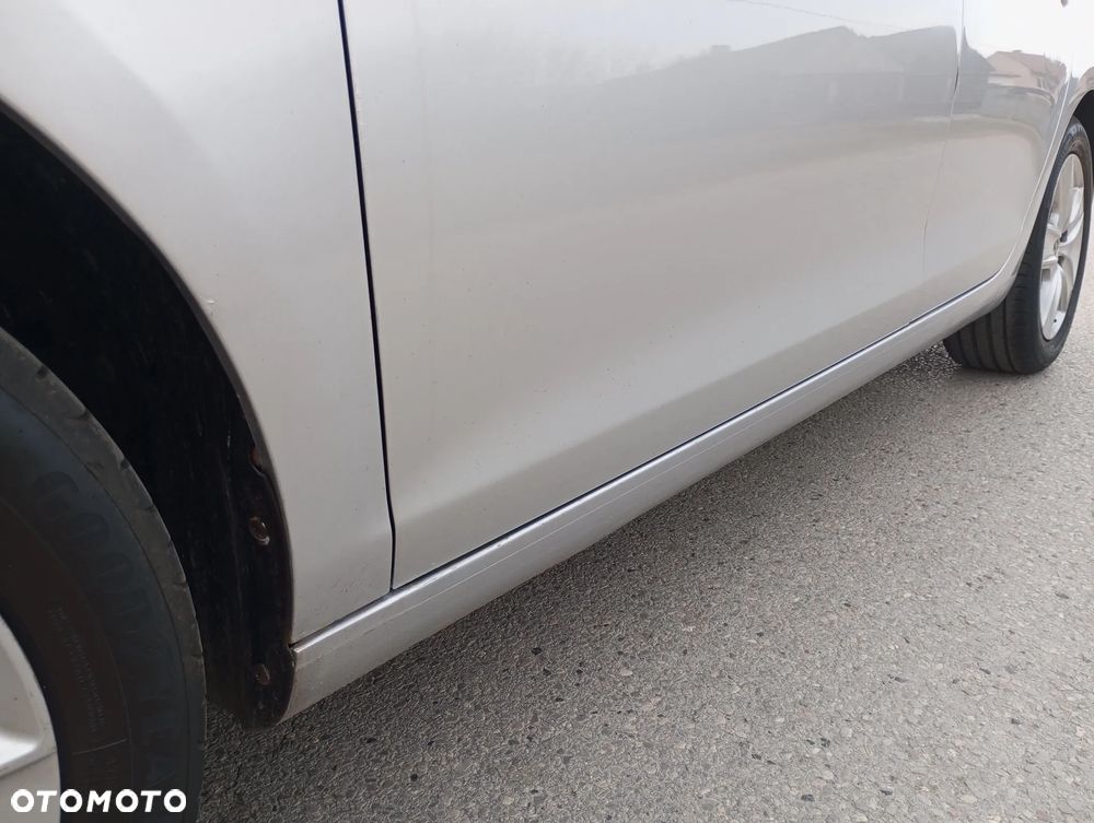 Volkswagen Golf - 19