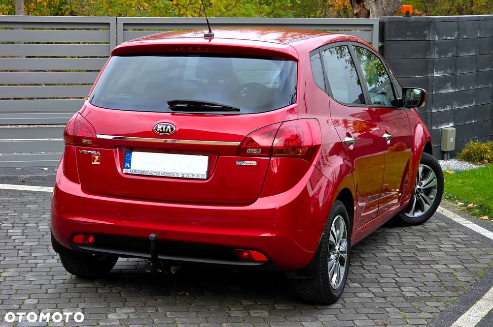 Kia Venga 1.6 Business Line - 17