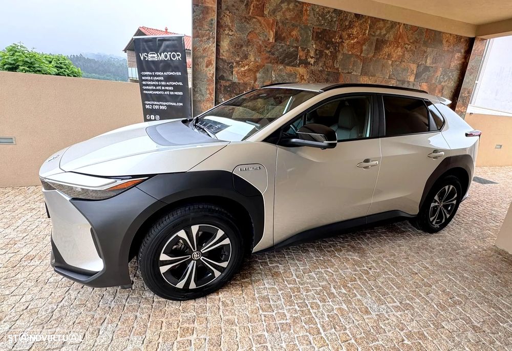 Toyota bZ4X 71,4 kWh Premium - 4