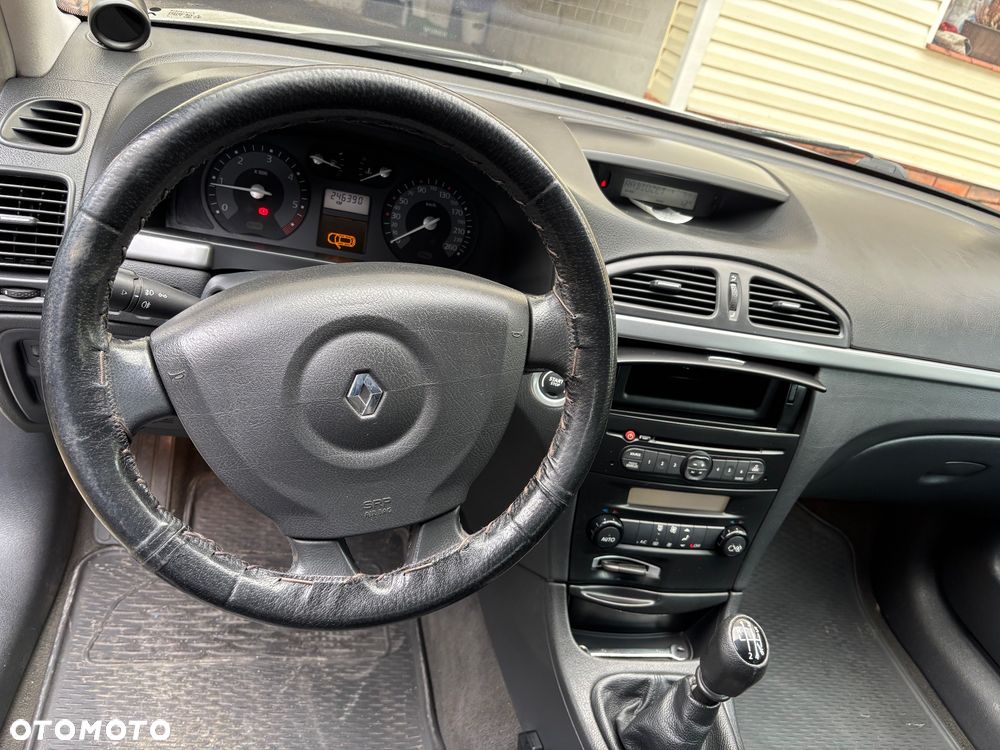 Renault Laguna 2.2 dCi Confort Expression - 7