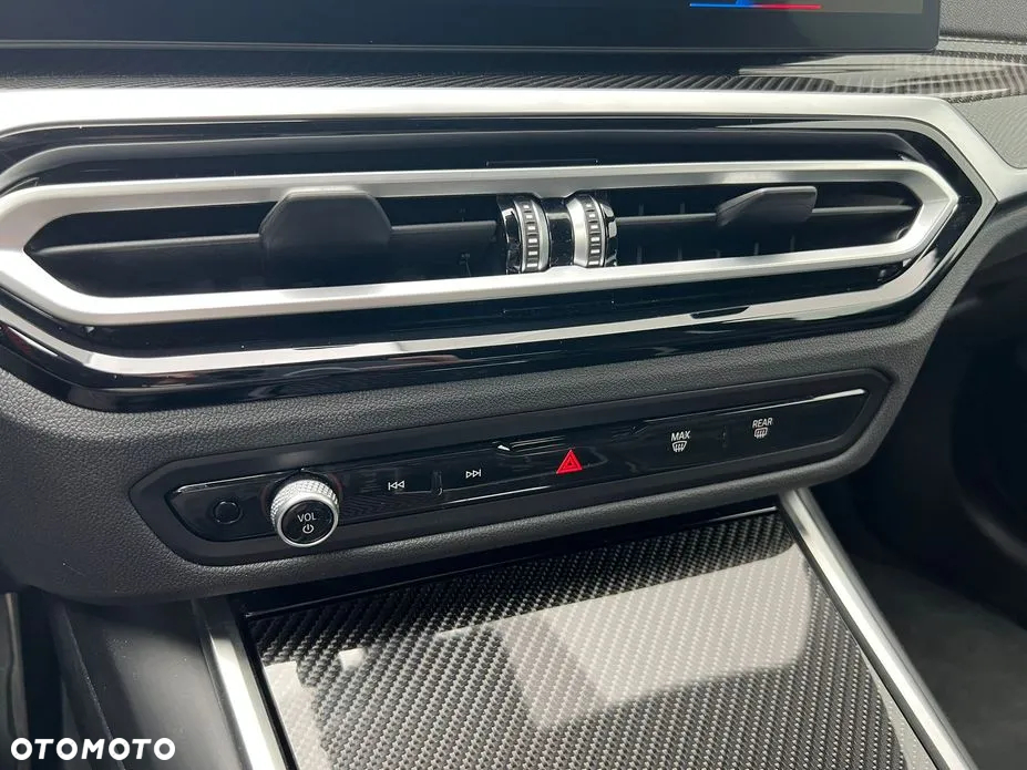 BMW M4 Competition M xDrive sport - 23
