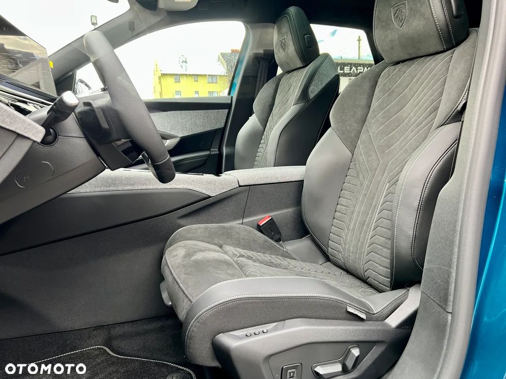 Peugeot 3008 1.2 PureTech mHEV GT E-DCS6 - 19