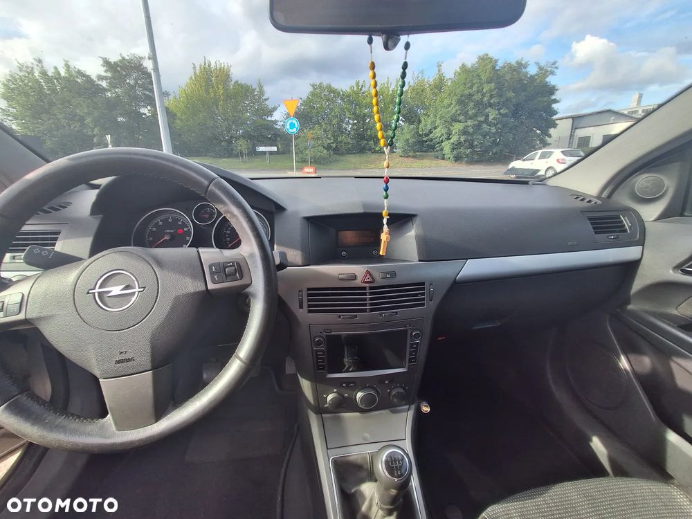 Opel Astra - 11