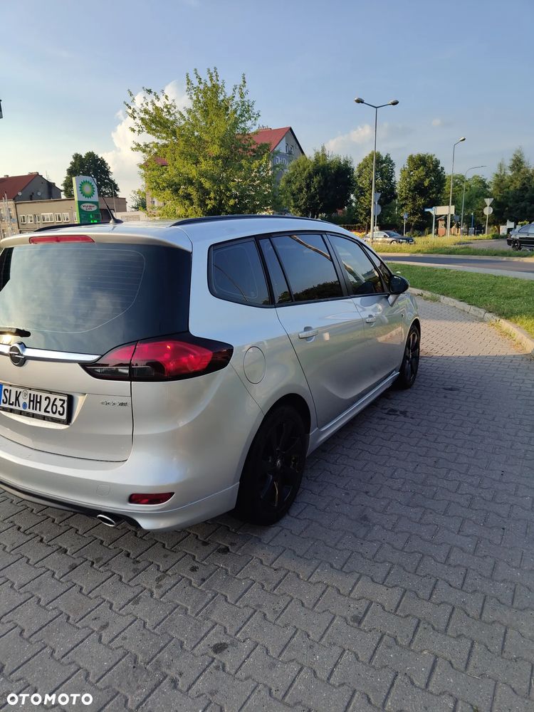 Opel Zafira 1.4 T Cosmo EcoFLEX S&S EU6 - 4