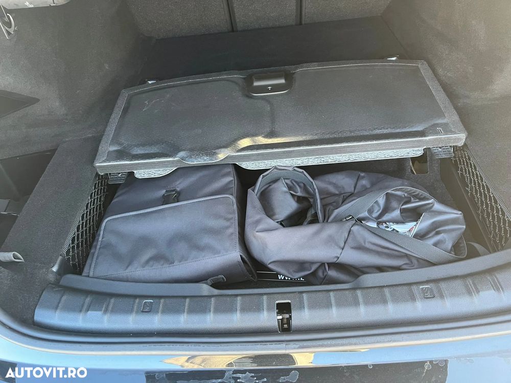 BMW Seria 5 530e Aut. - 30