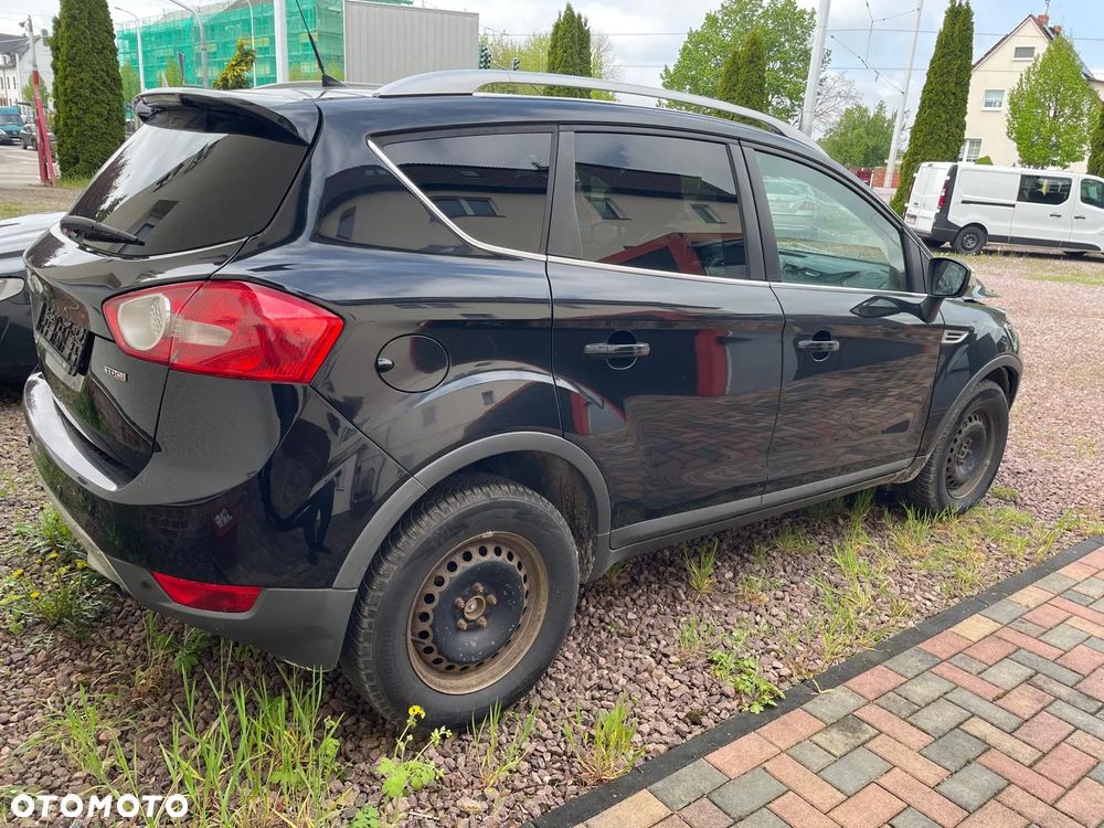 Ford Kuga 2.0 TDCi 4x4 Titanium - 3