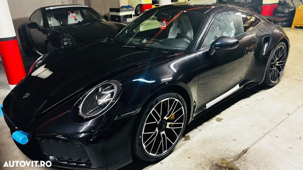Porsche 911 911Turbo S - 1