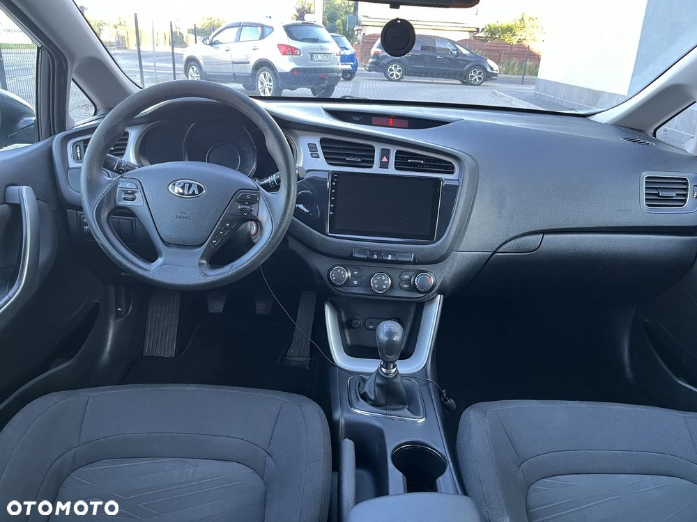 Kia Ceed 1.4 CVVT Attract plus - 21