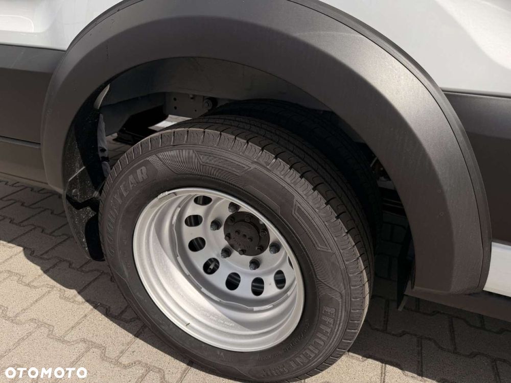 Ford Transit BUS M2 - 13