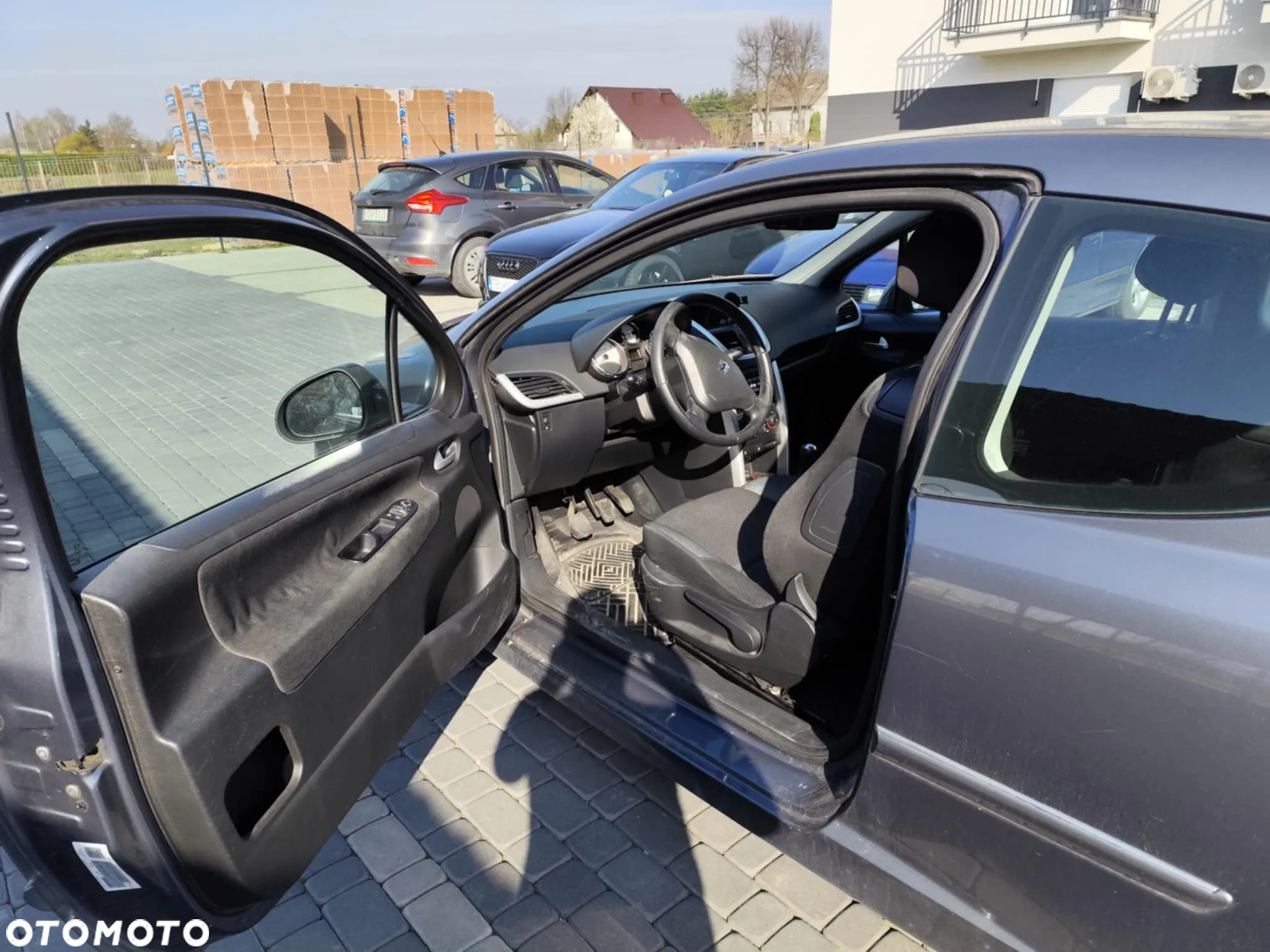 Peugeot 207 - 10