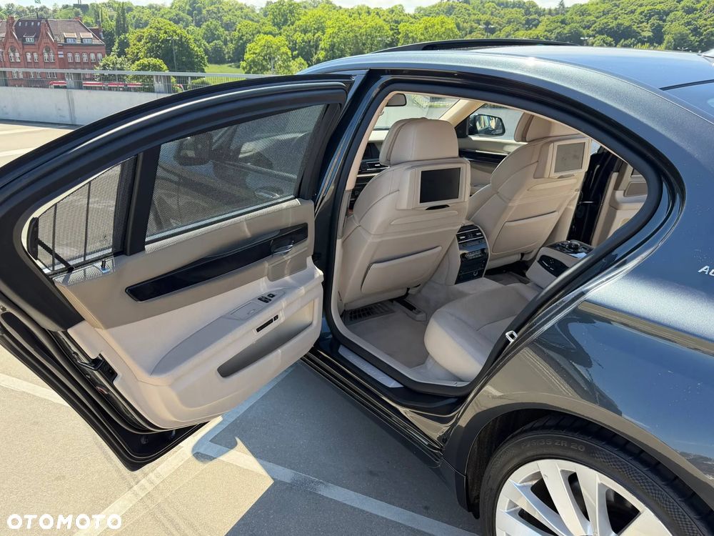 BMW Seria 7 - 6