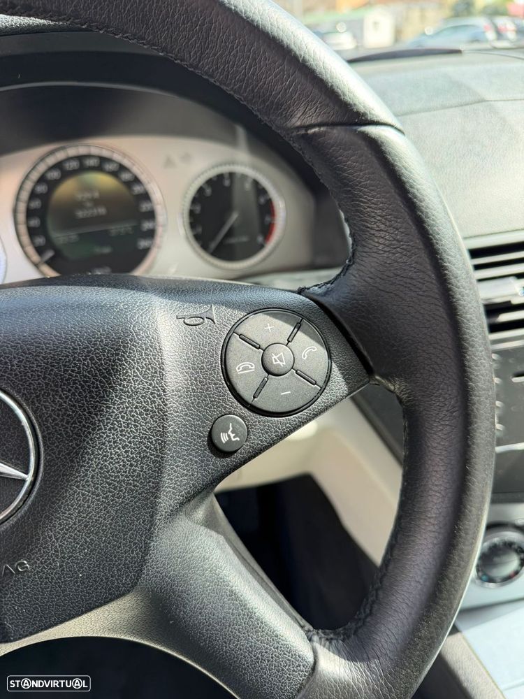 Mercedes-Benz C 200 CGi Elegance BlueEfficiency - 32
