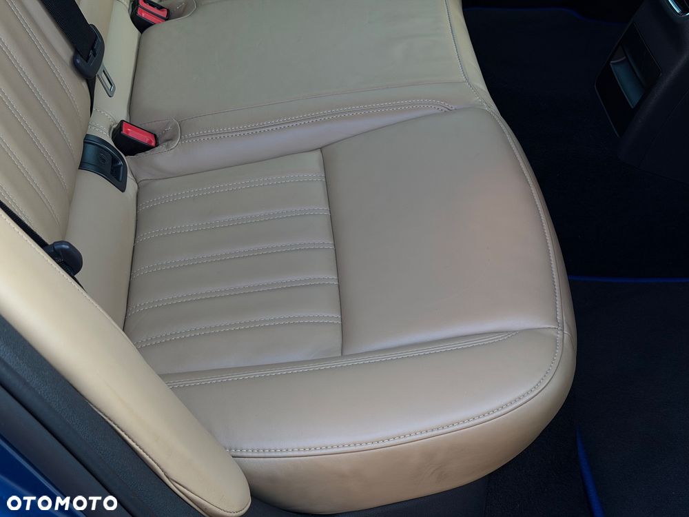 Skoda Octavia 1.6 TDI DSG Premium Edition - 26