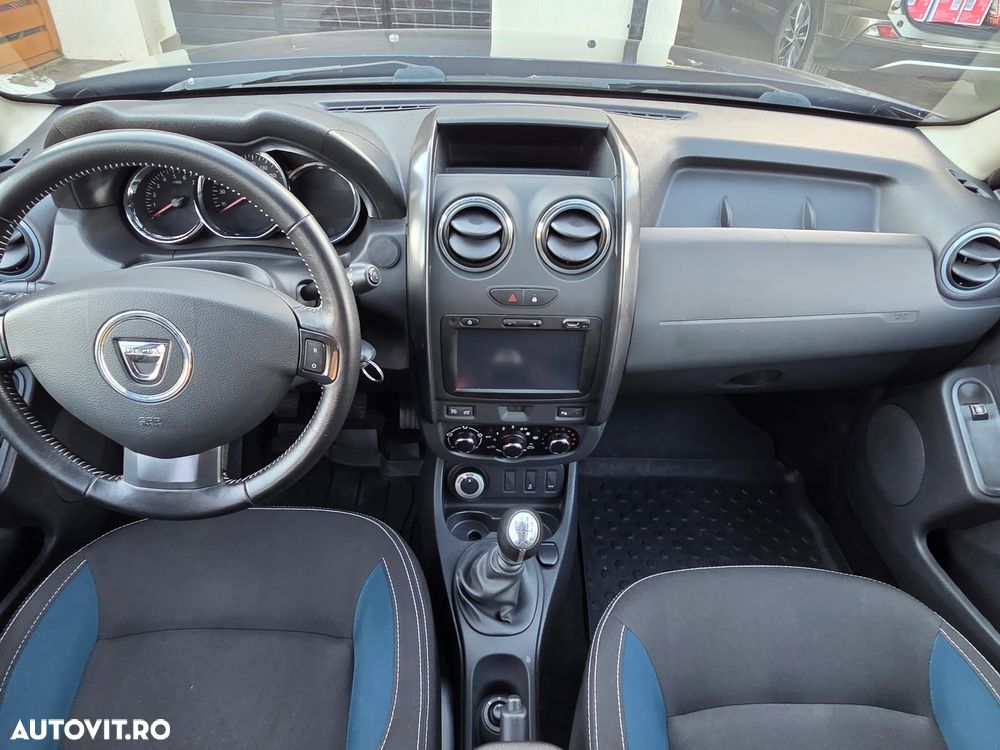 Dacia Duster dCi 110 FAP 4x4 Celebration - 10
