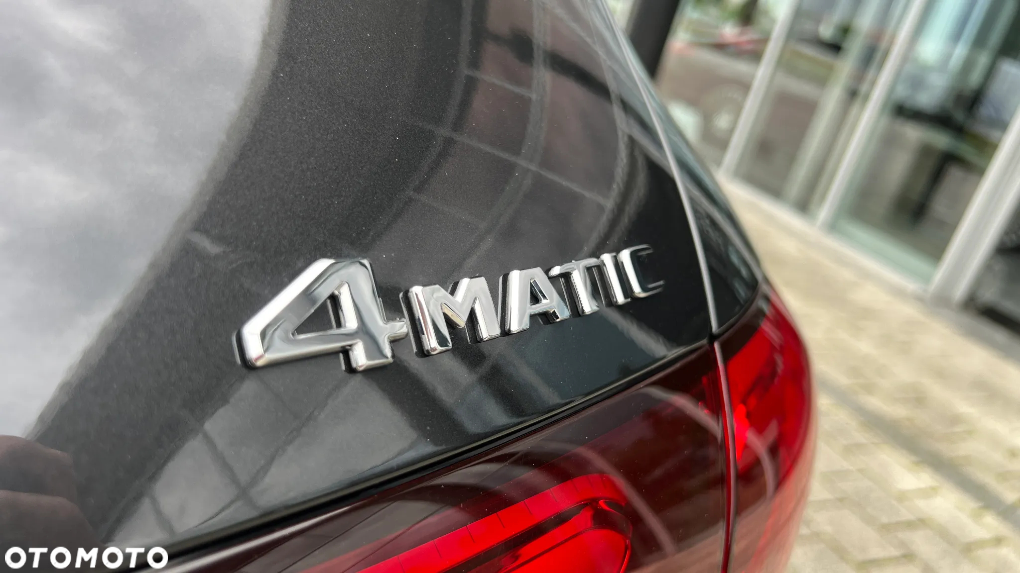 Mercedes-Benz GLC 300 e 4-Matic Avantgarde - 24