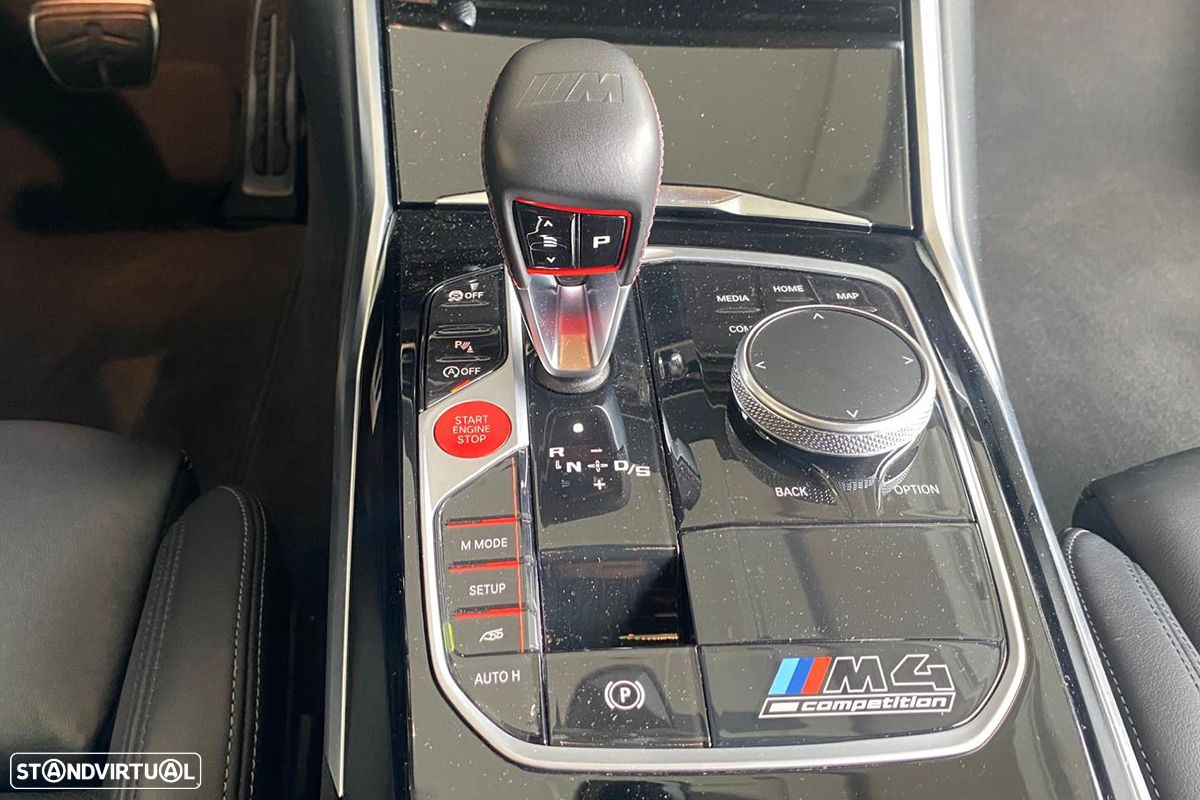 BMW M4 Competition - 11