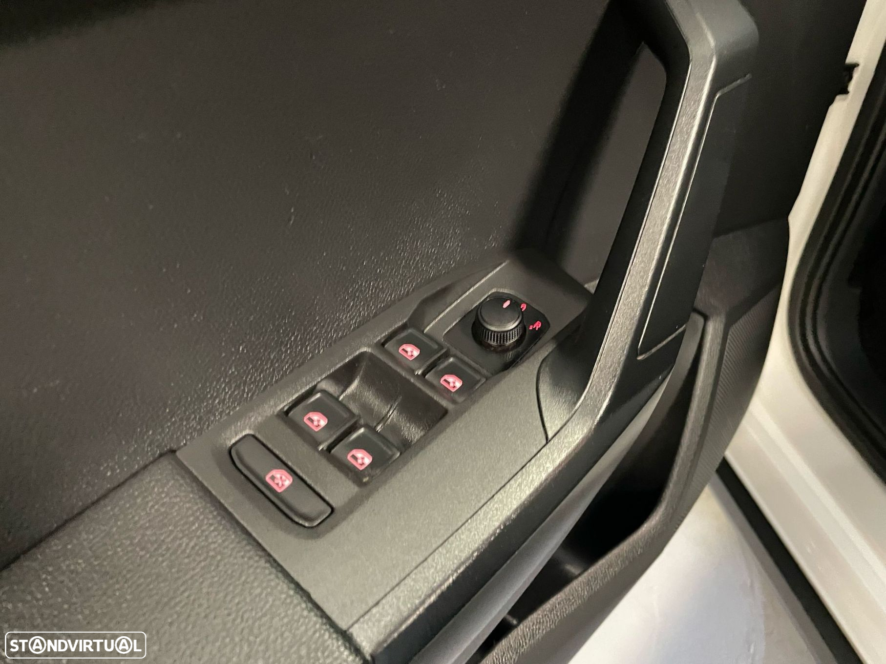 SEAT Arona 1.0 TSI Xperience DSG - 8