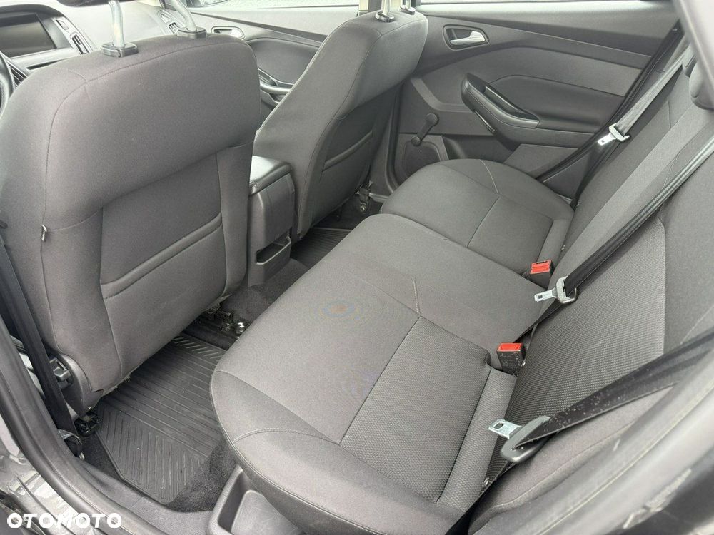 Ford Focus - 20