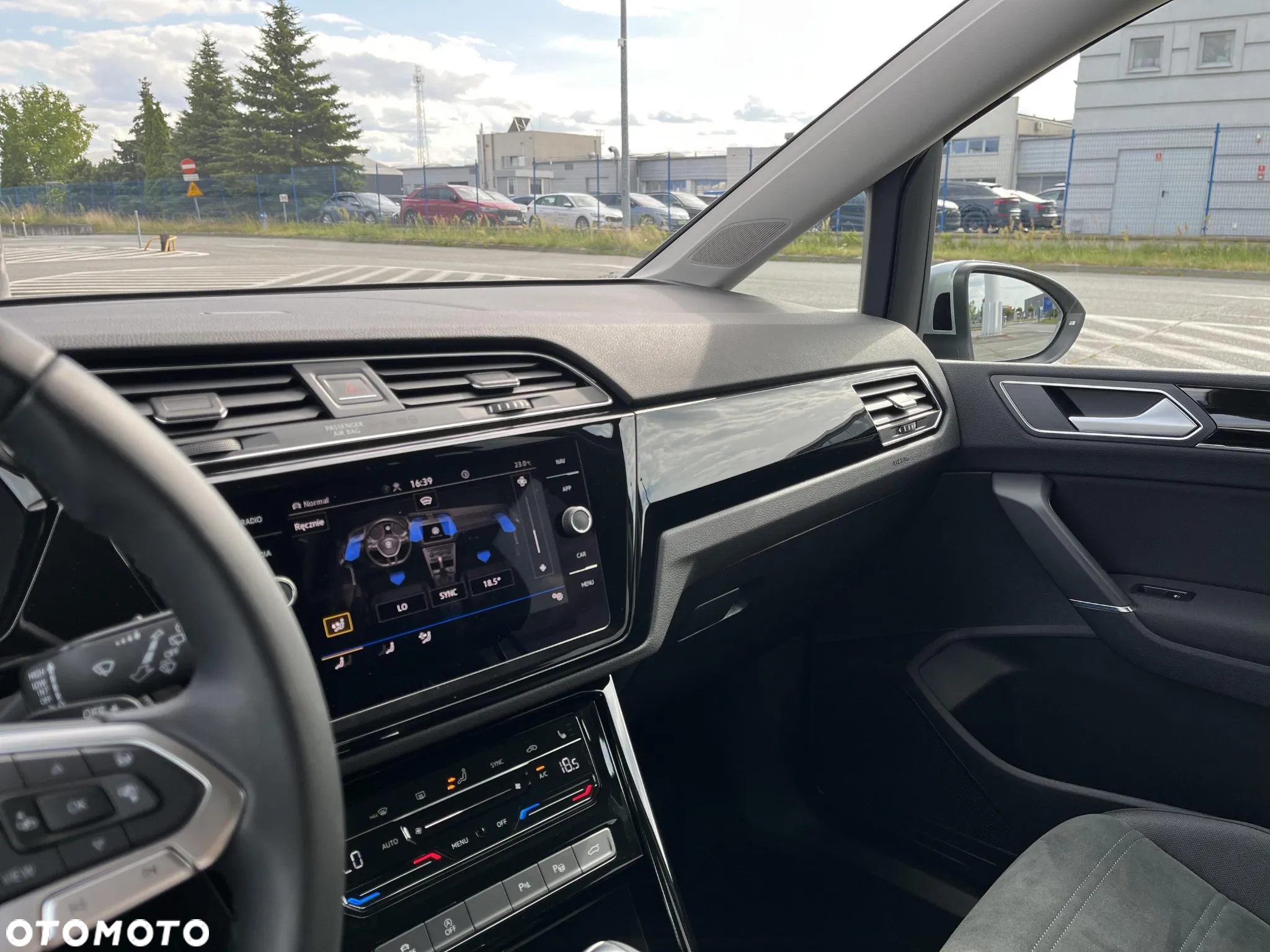 Volkswagen Touran 1.5 TSI EVO Highline DSG - 40