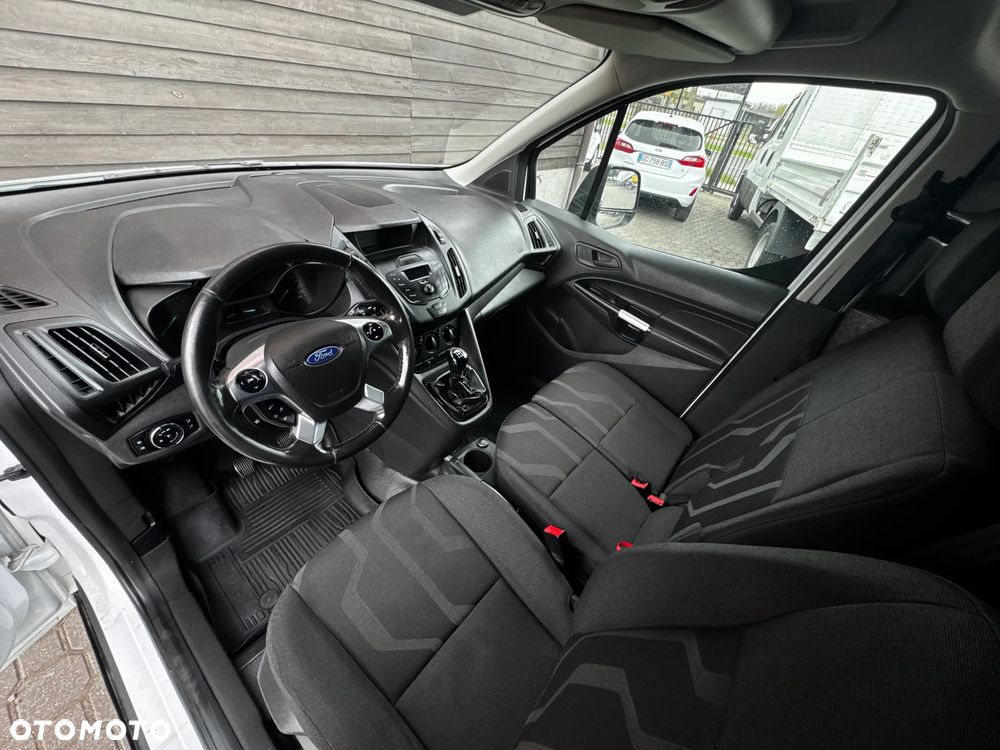 Ford Connect - 17