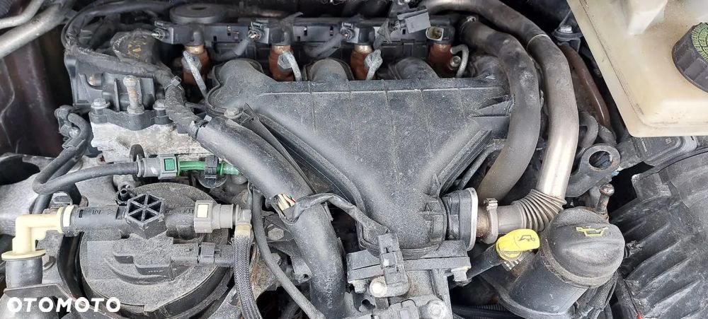 citroen c4 picasso 2,0hdi 136km rozrusznik - 1