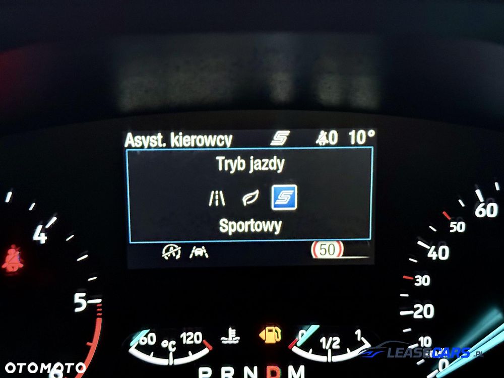 Ford Focus 2.0 EcoBlue Titanium - 16
