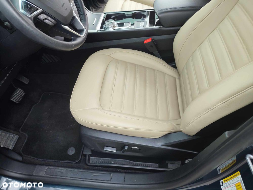 Ford Edge - 16