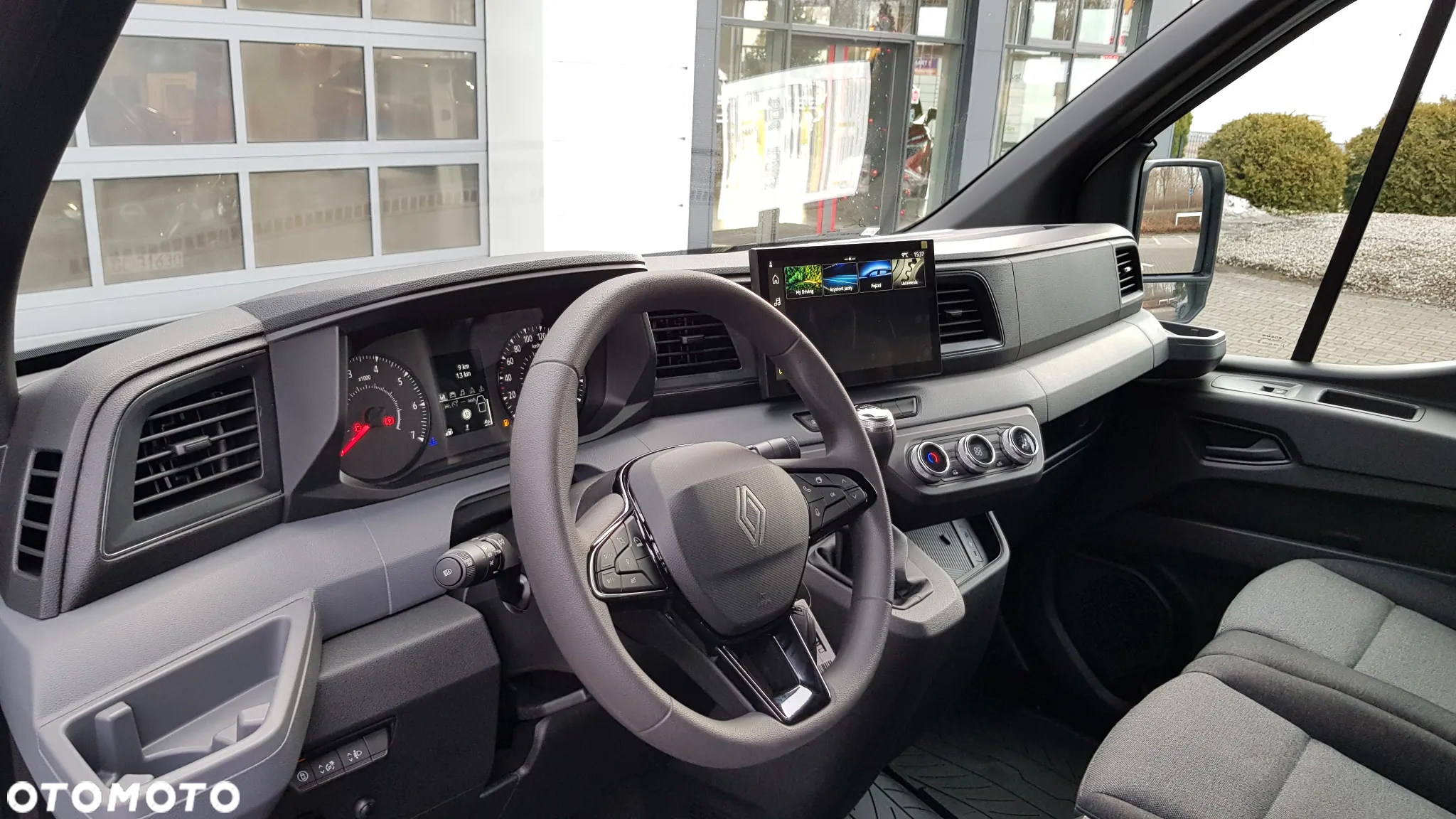 Renault Master TwinCab - 9