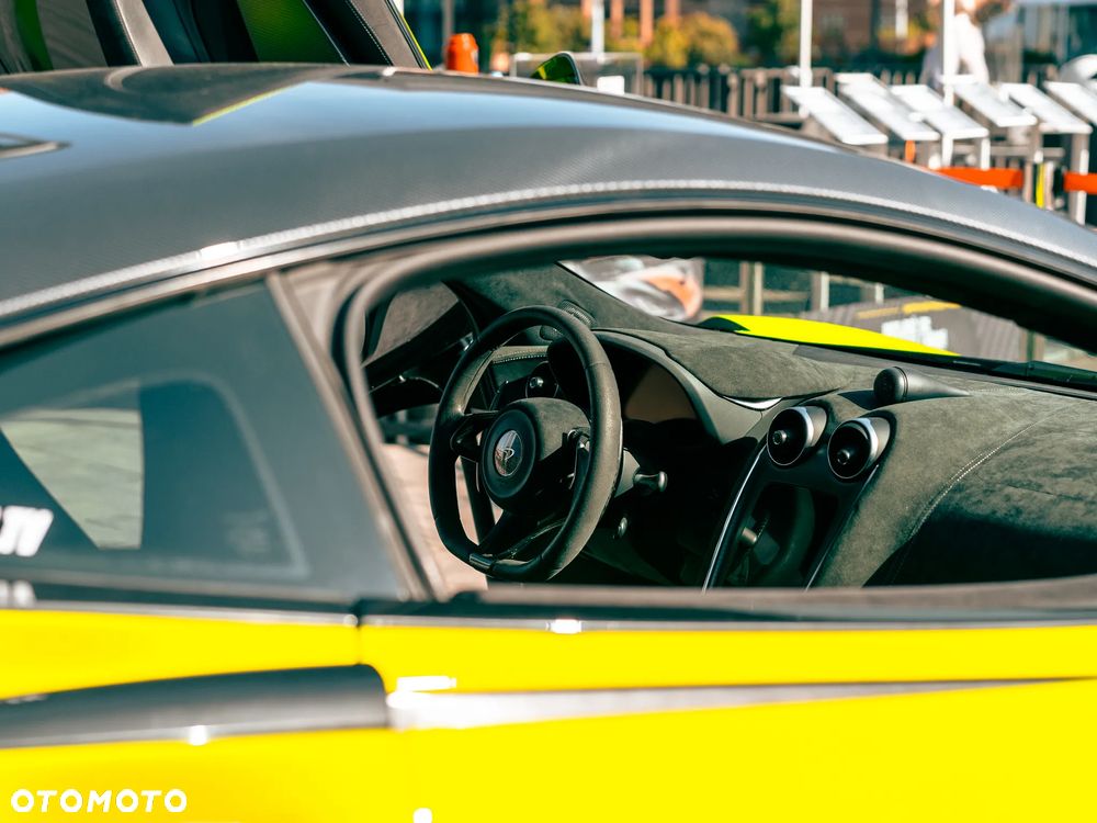 McLaren 570S Coupe Standard - 22