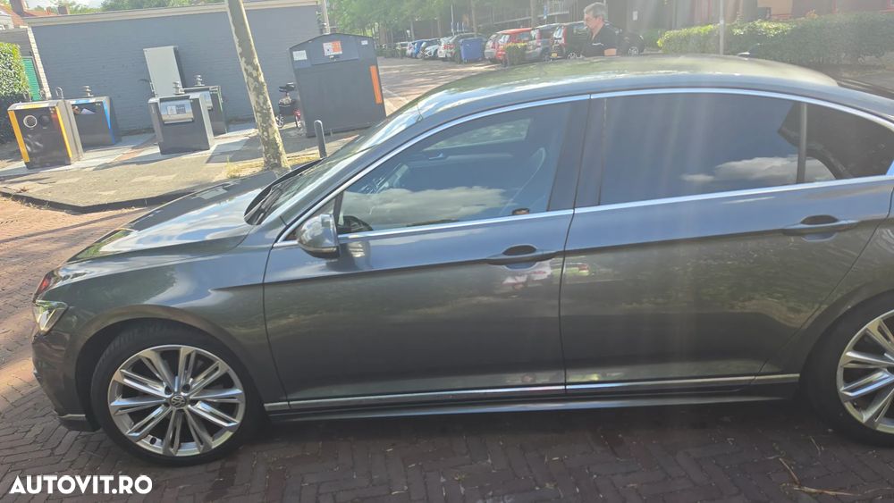 Volkswagen Passat 2.0 TDI DSG R Executive - 5