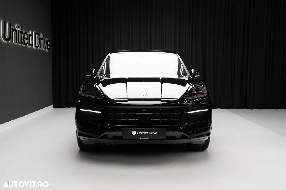 Porsche Cayenne GTS - 2