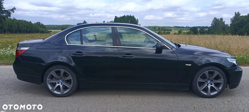 BMW Seria 5 520d - 4