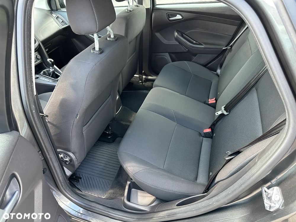 Ford Focus - 20