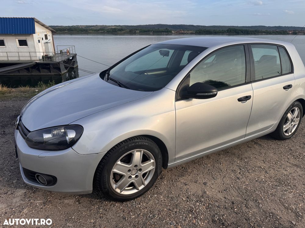 Volkswagen Golf - 3