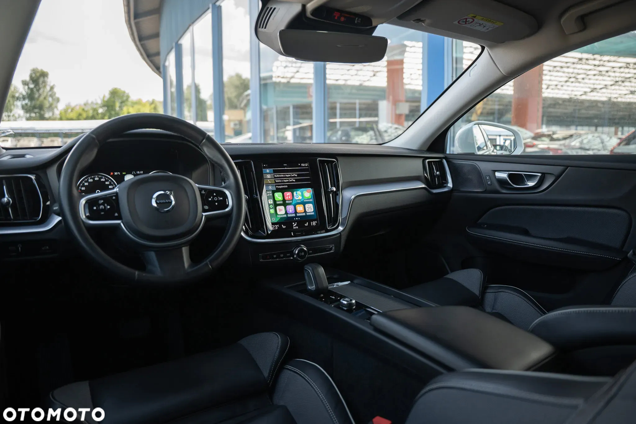 Volvo V60 Cross Country B4 D AWD Geartronic Pro - 23