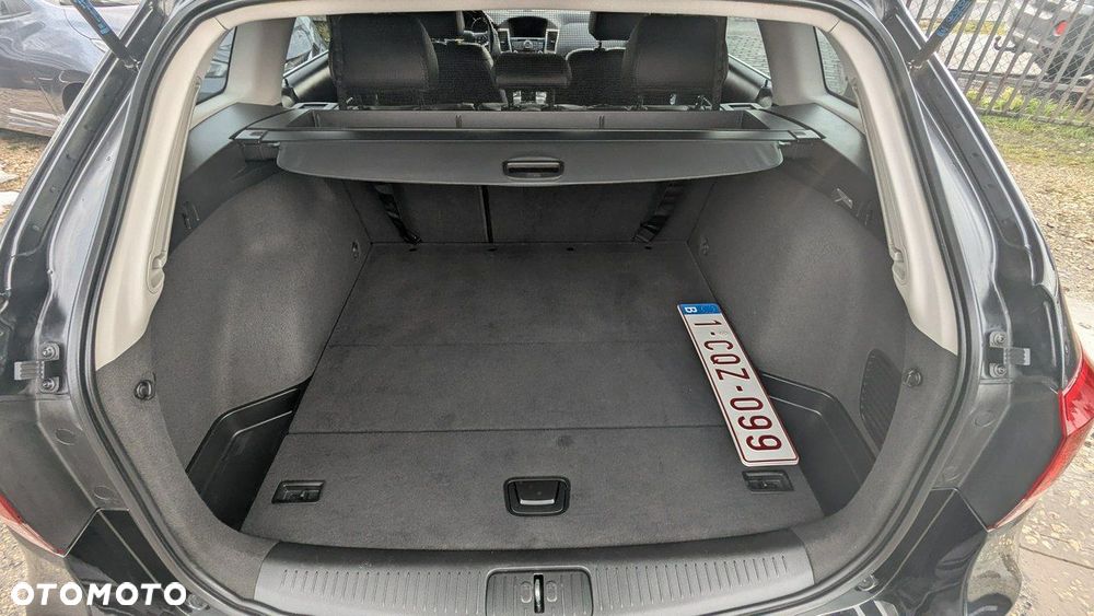 Chevrolet Cruze - 37