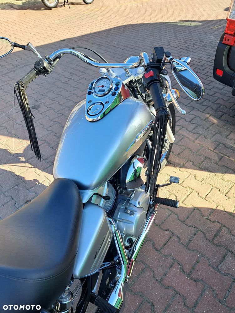 Honda Shadow - 3