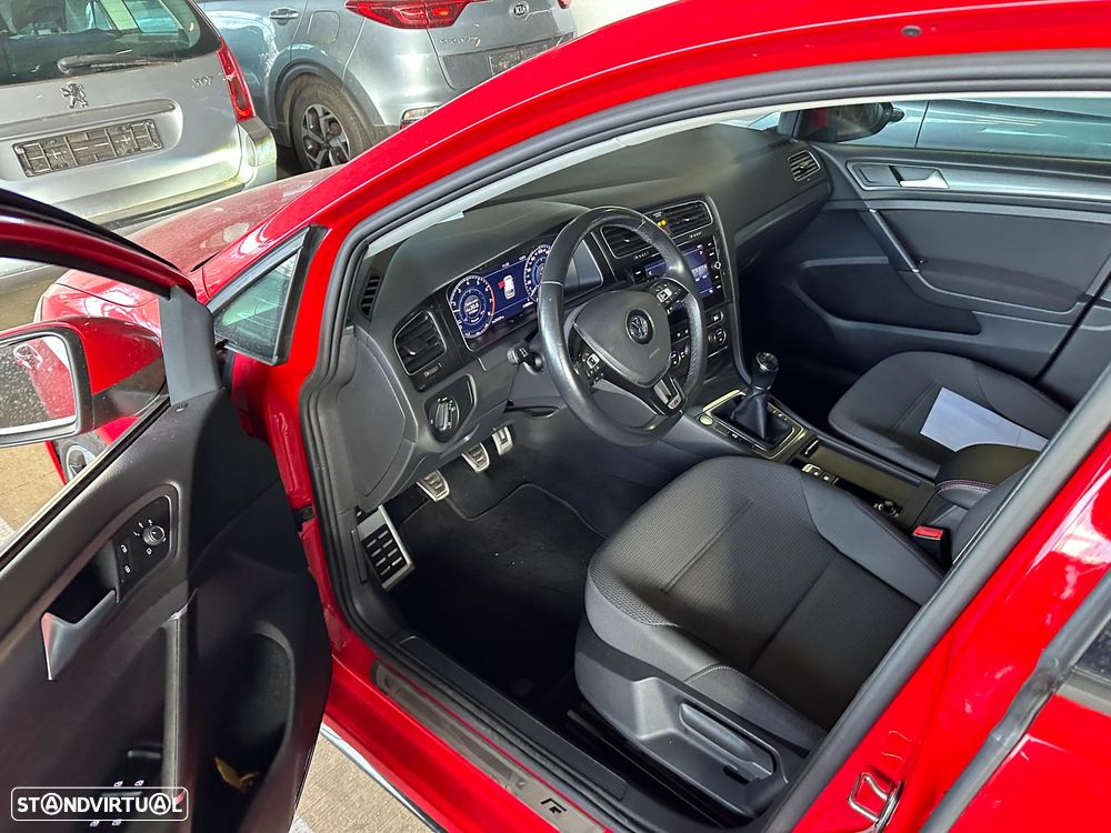 VW Golf 1.0 TSI R-Line - 13