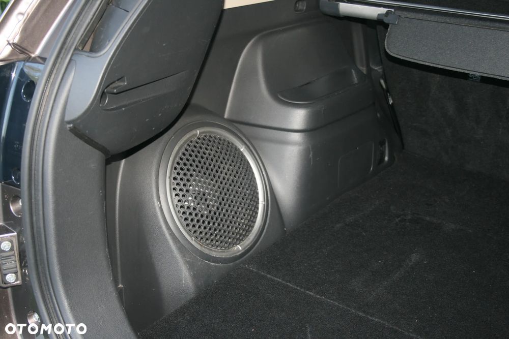 Mitsubishi Outlander Intense + - 17