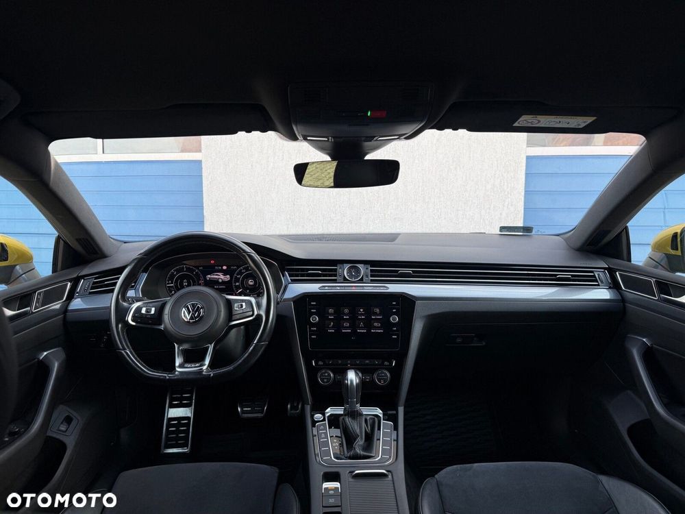 Volkswagen Arteon 2.0 TDI SCR R-Line DSG - 12