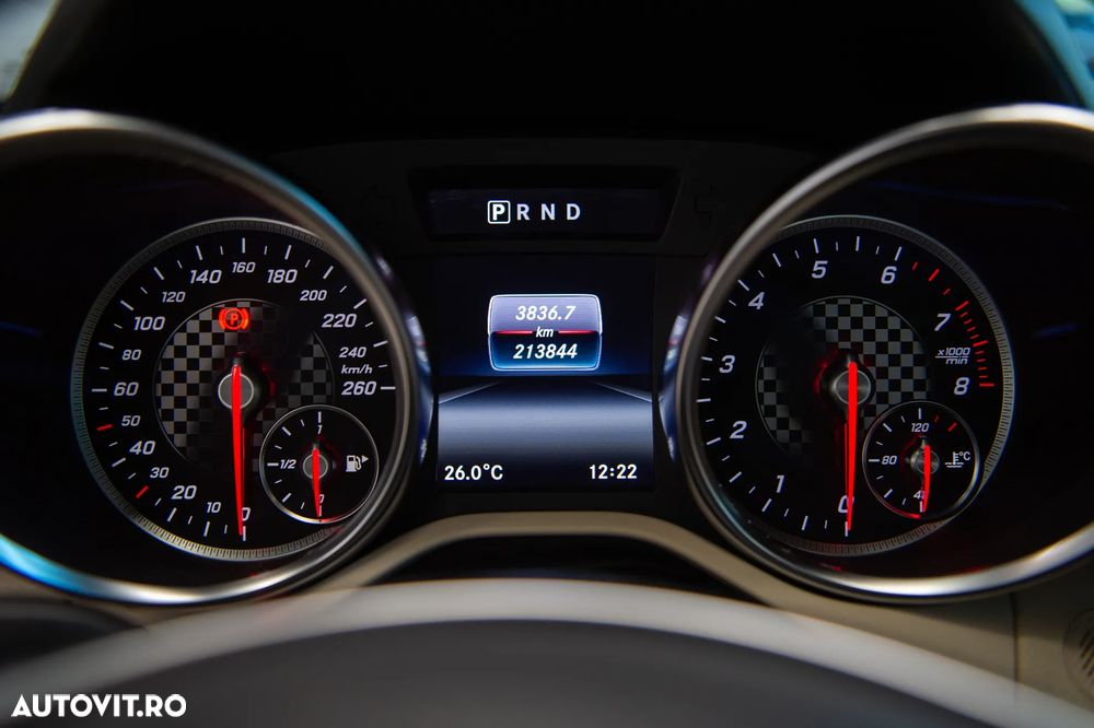 Mercedes-Benz SLC 300 9G-TRONIC - 27