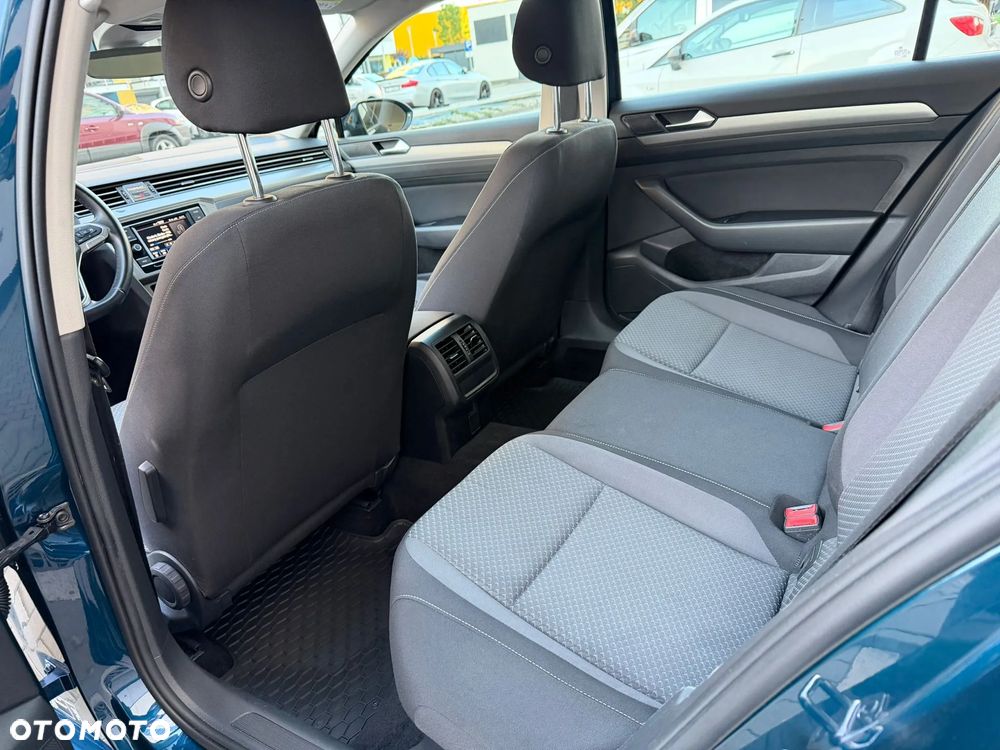 Volkswagen Passat 1.5 TSI EVO Business DSG - 31