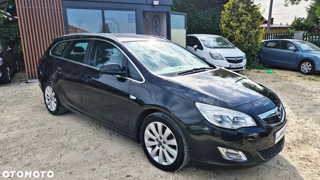 Opel Astra IV 1.4 T Cosmo - 9